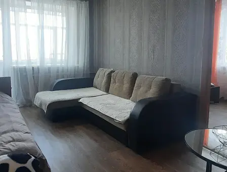 Трехкомнатная квартира на сутки в Витебск, пр. Фрунзе 26/2