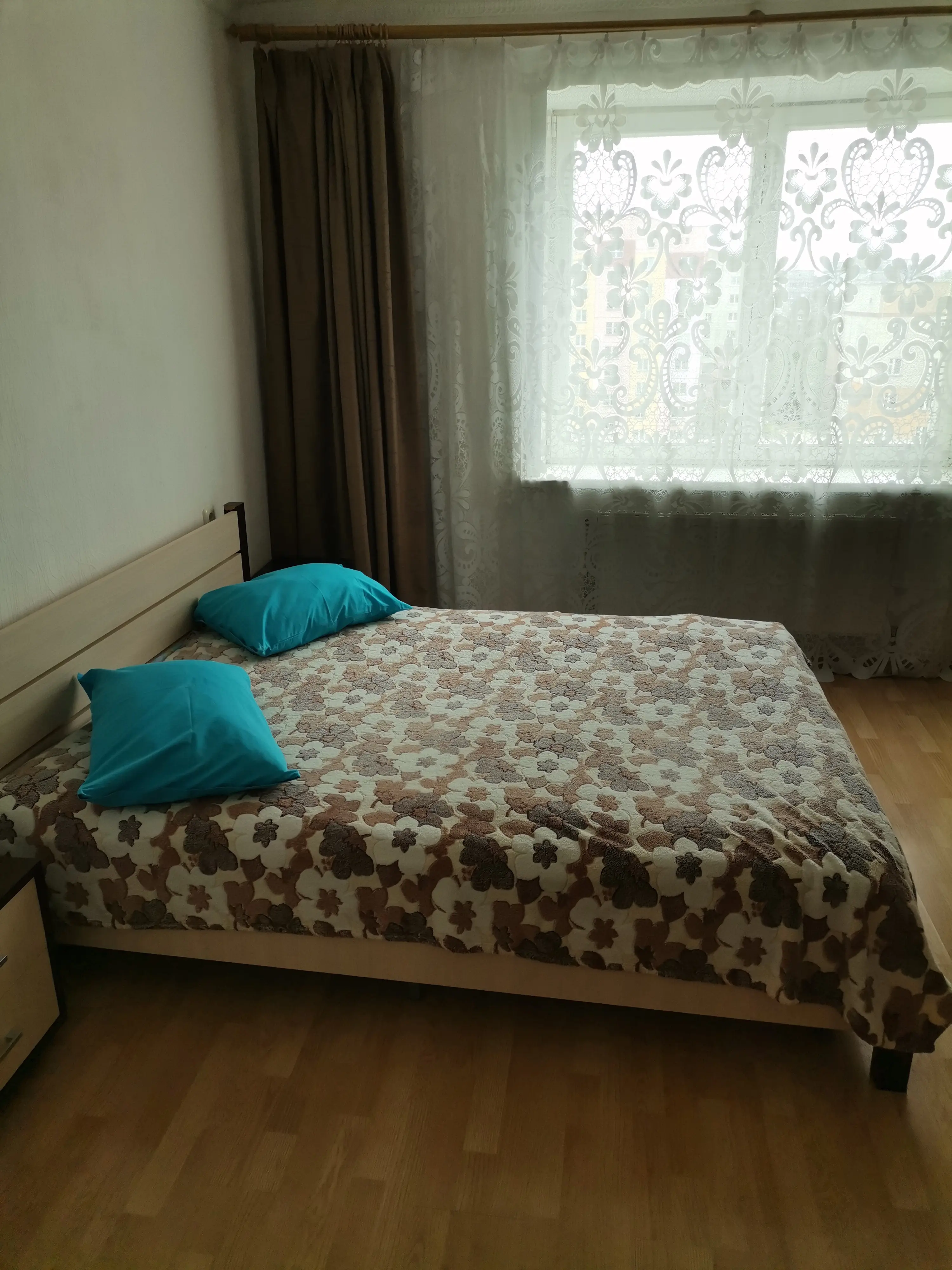 Вид квартиры на сутки, Витебск, ул. Генерала Маргелова 1 — фото 3